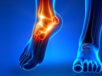 أسباب آلام المفاصل عند الاستيقاظ من النوم ومتى يجب زيارة الطبيب