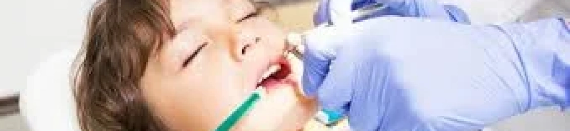 هل حشو أسنان الأطفال بالبنج الكلي آمن؟