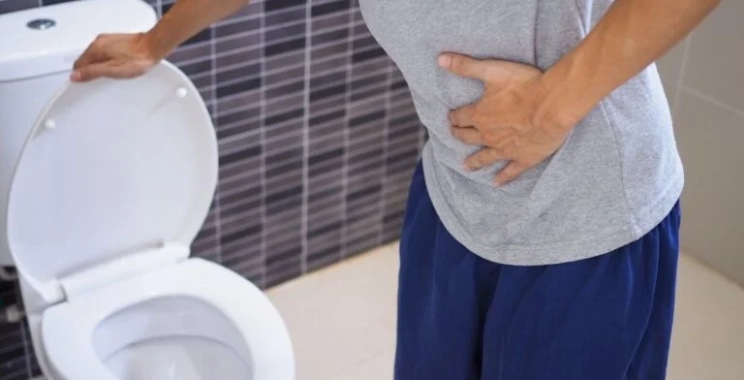 أفضل طرق علاج الإسهال وألم البطن للكبار