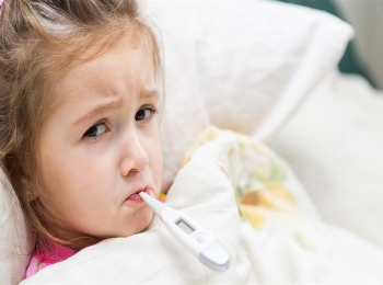 نزلات البرد عند الاطفال وأهم طرق العلاج بالأدوية والأعشاب الطبيعية