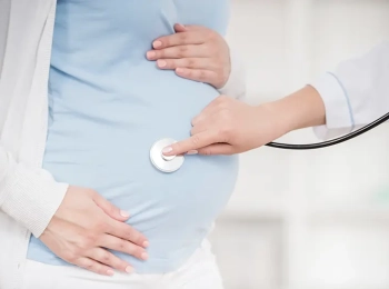 متابعة الحمل عالي الخطورة: لماذا تحتاجين إلى رعاية دقيقة؟