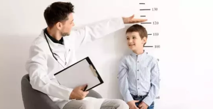 استشارة تأخر النمو عند الأطفال لمتابعة صحة طفلك بشكل مبكر 