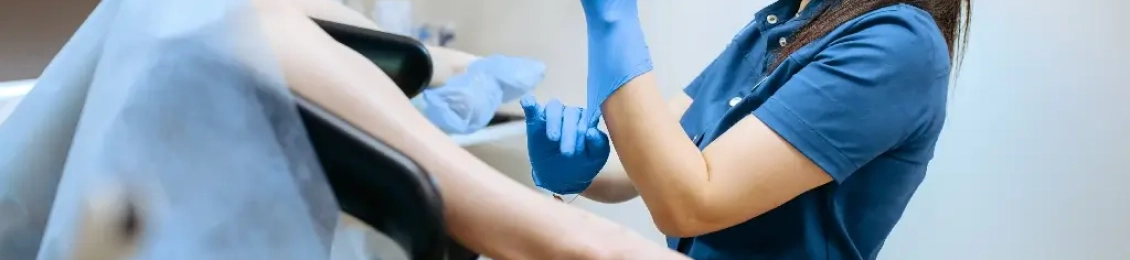 ليزر تضييق المهبل: هل هو الحل الآمن لاستعادة الثقة؟