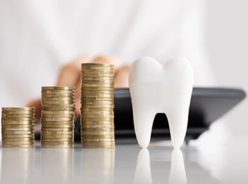 تكلفة زراعة الأسنان بالمدينة المنورة والعوامل التي تحدد السعر