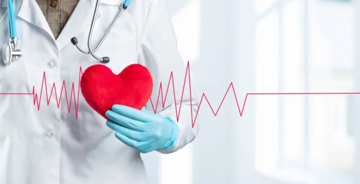حجز متابعة أمراض القلب مع أفضل أطباء القلب في المدينة