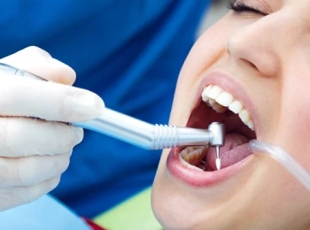 ما هي أسباب وجع الضرس بعد الحشو بفترة؟