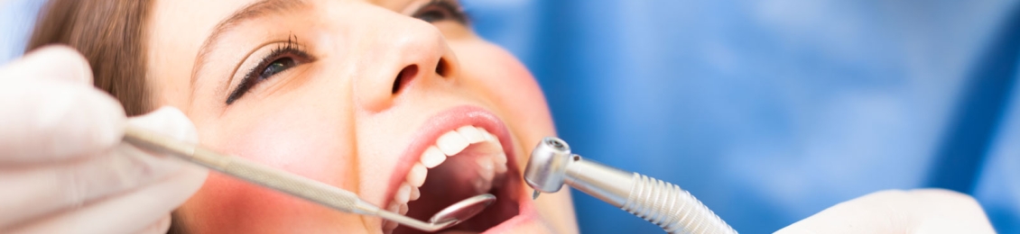 علاج الأسنان بالميكروسكوب بالمدينة المنورة